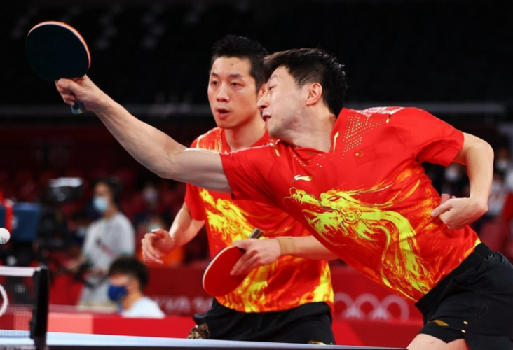 直播:男子乒乓球团体决赛的相关图片