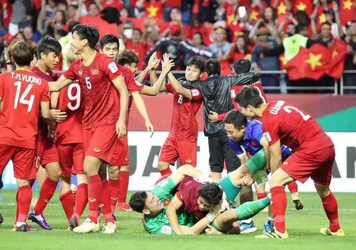 足球中国对韩国的相关图片